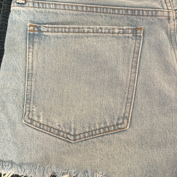 Madewell relaxed denim short - Picture 3 of 11